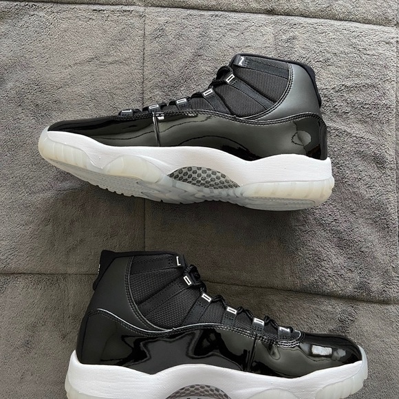 Air Jordan 11 Retro “Jubilee” Size 10.5 - Picture 4 of 9